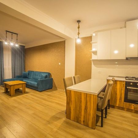 Tbilisi Sea New City Hualing Exterior photo